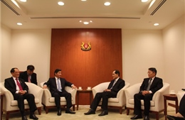 Bộ trưởng Bùi Quang Vinh thăm và làm việc tại Singapore
